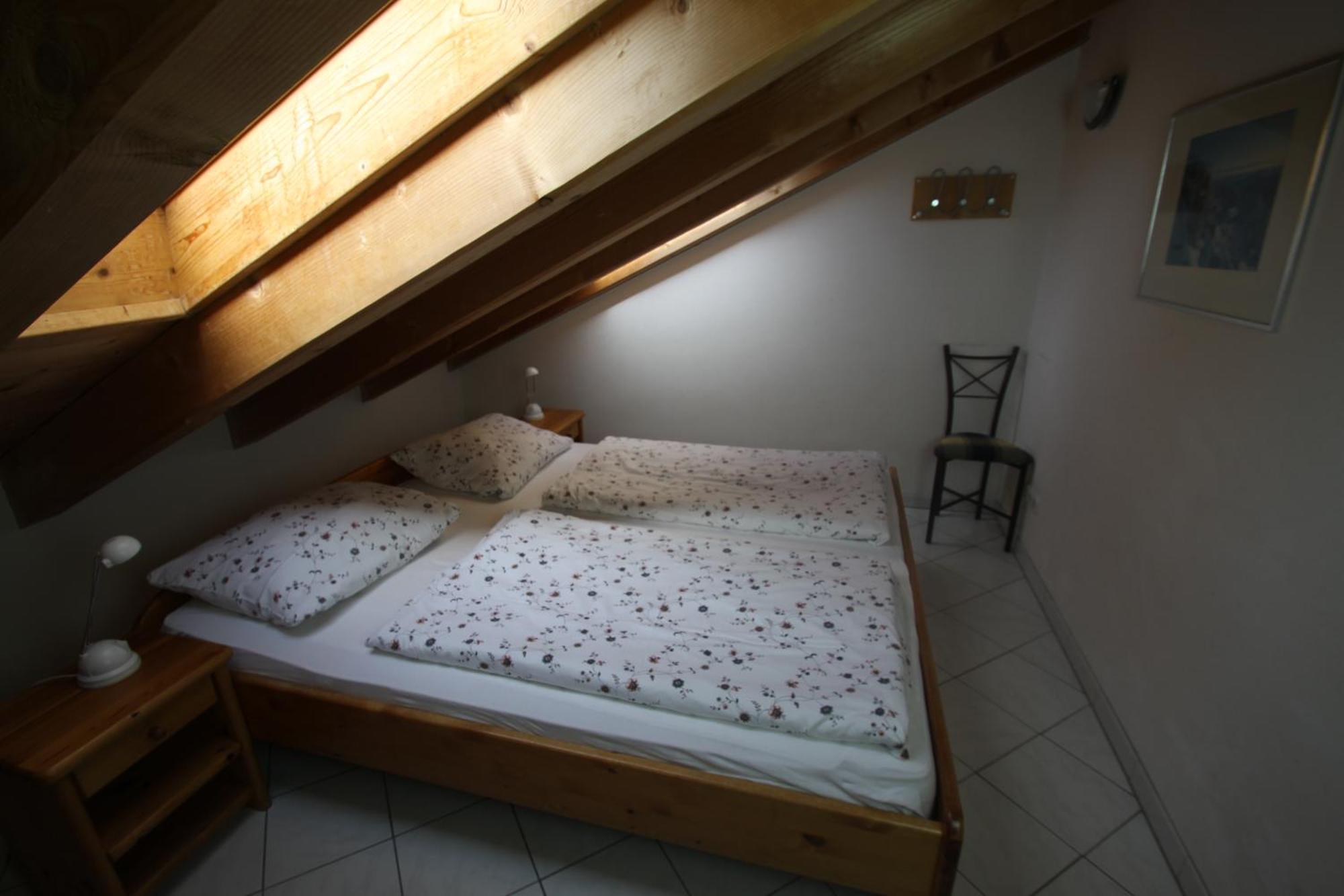 Ferienwohnung Almhuettenweg Dreitorspitze ガルミッシュ・パルテンキルヒェン エクステリア 写真